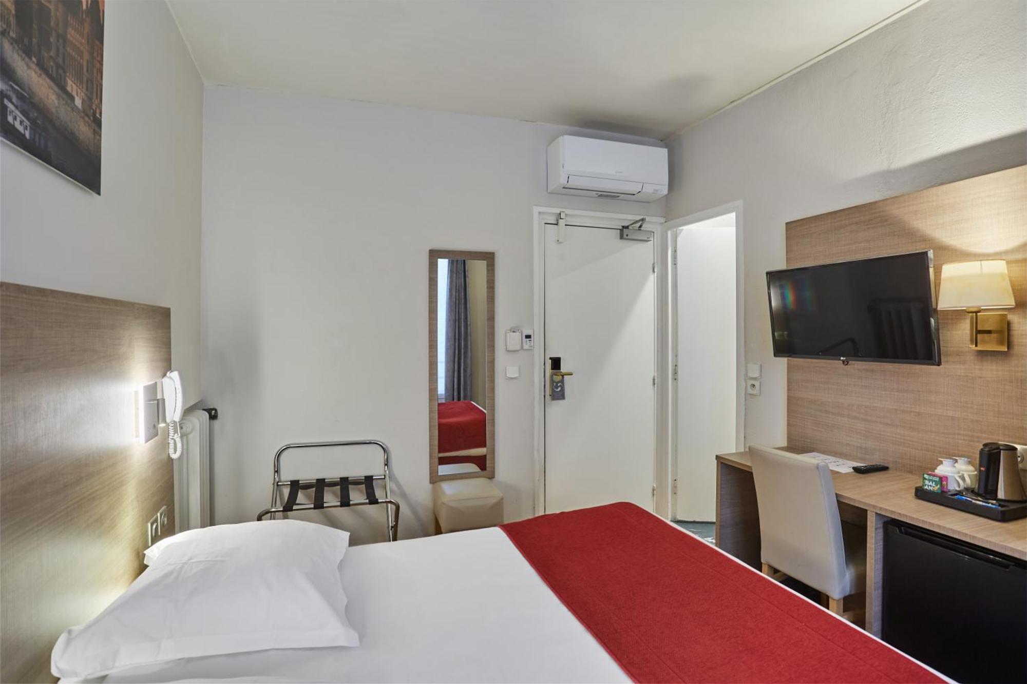 Lux Picpus 3* Parigi